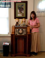 Supermodel Melanie with my restored Crosle 03CB Console Radio - RF Cafe