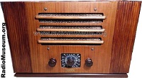 v 4-Tube Battery-Operated Superhet. Radio Service Data Sheet, July 1936 Radio-Craft - RF Cafe