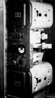 broadband radio transmitter used in the TH microwave radio-relay system - RF Cafe